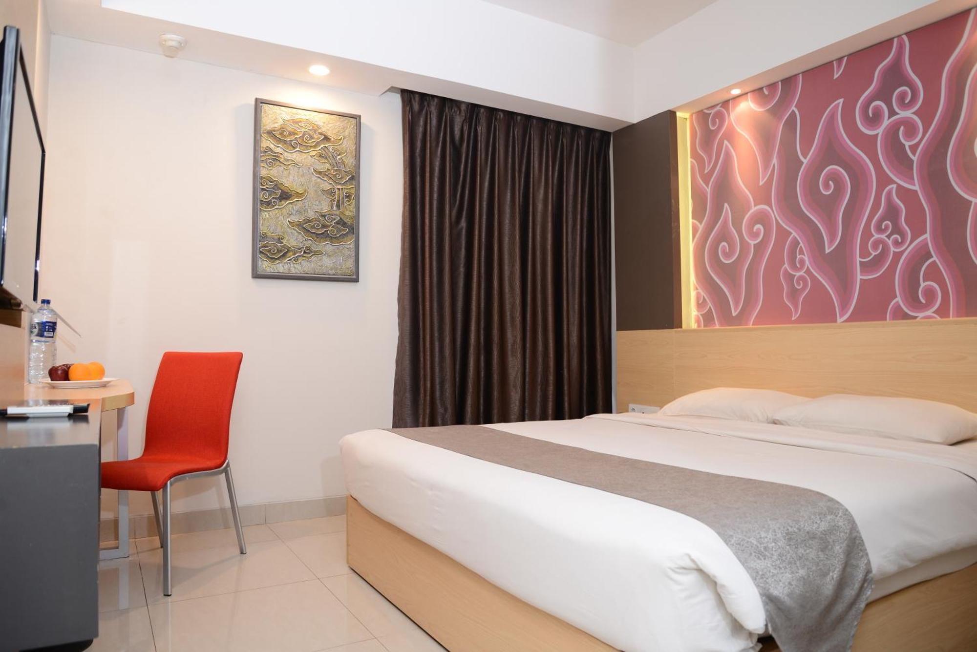 Metland Hotel Cirebon Exterior photo
