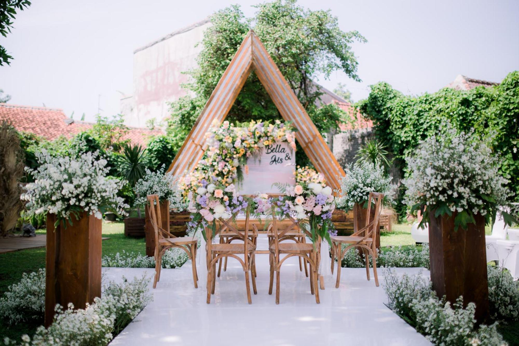 Metland Hotel Cirebon Exterior photo